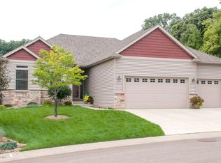 2110 Granite Cir NW, Rochester, MN 55901