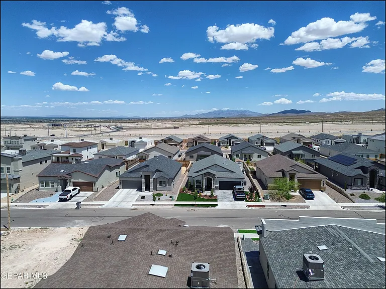 2358 Enchanted Gem Pl — Photo 81