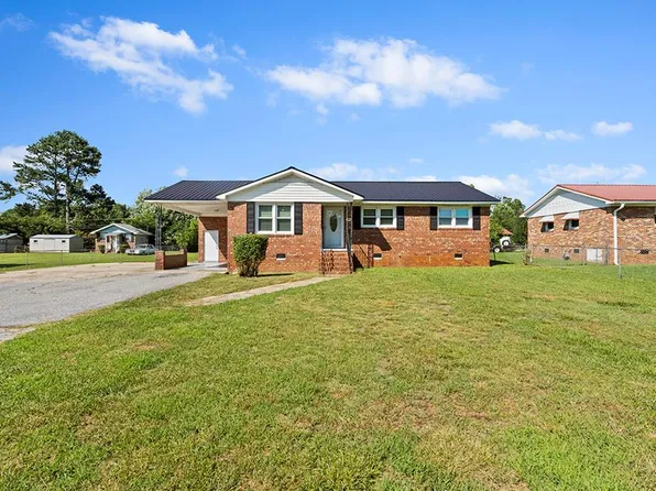 107 Grove St, Clinton, SC 29325