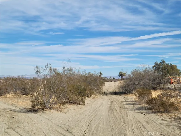 0 South St, Phelan, CA 92371