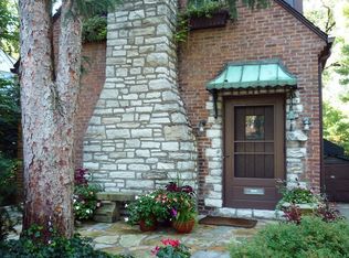 1081 N Jackson Ave, Saint Louis, MO