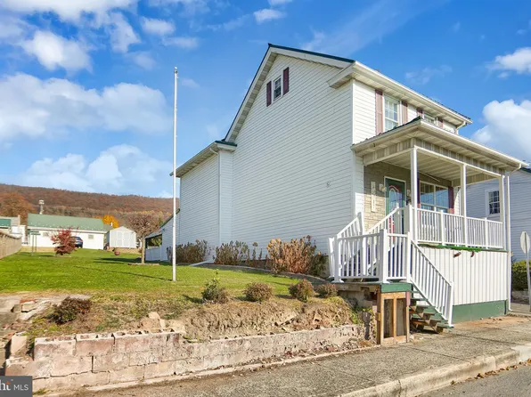 331 Julian St, Williamstown, PA 17098