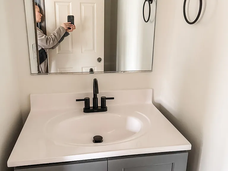 405 Main St — Photo 10