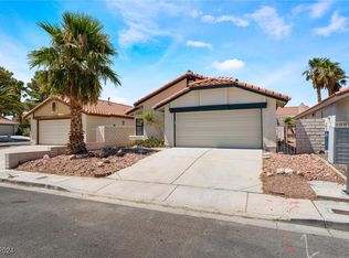 8341 Crofton Cir, Paradise, NV 89123
