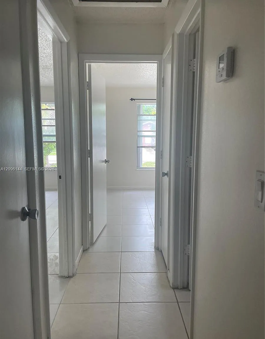 Gramercy Park Unit 5 — Photo 4