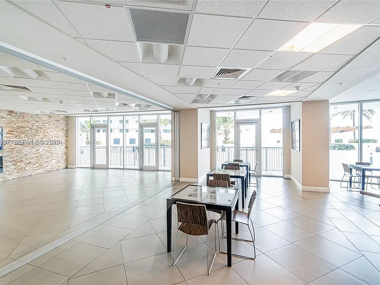 1750 N Bayshore Dr #5505 — Photo 30
