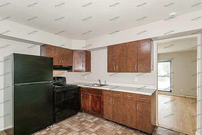 822 Lightwood Dr — Photo 7