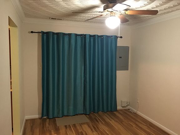 2nd image of 405 Big Leaf Cir