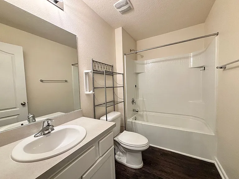 2270 Willow Springs Dr — Photo 8