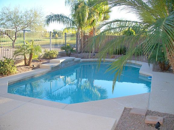 2nd image of 29613 N Candlewood Dr