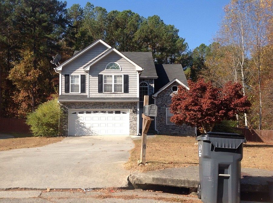 1st image of 2905 Splitwood Dr