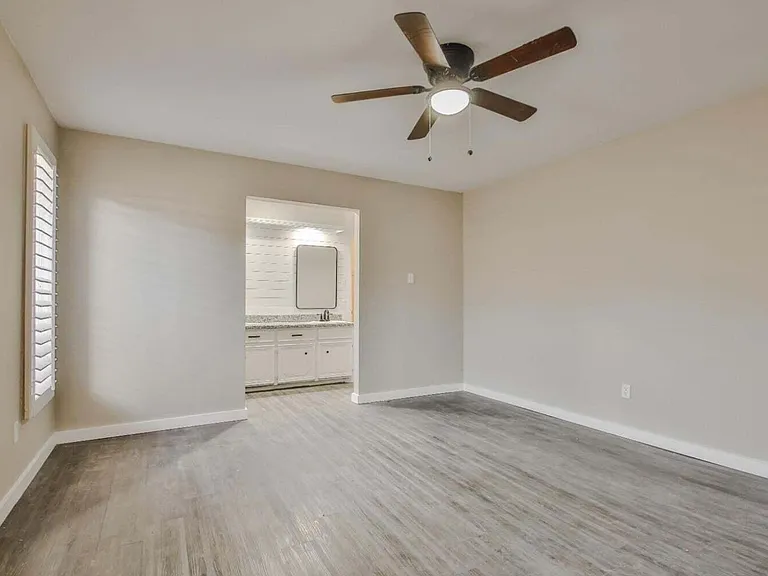 8007 Elmwood Ave — Photo 12