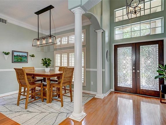 4th image of 5043 Cross Pointe Dr
