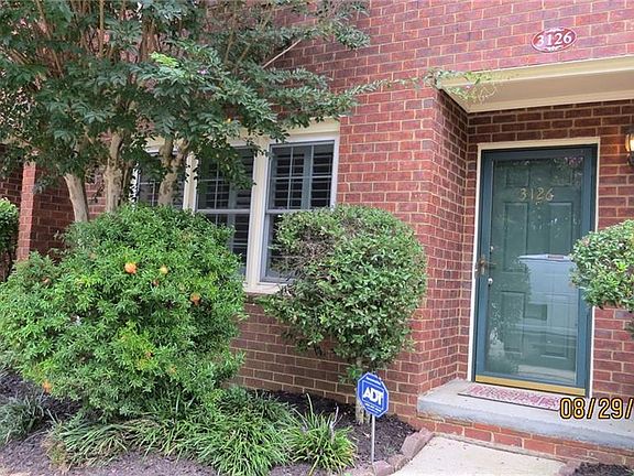 2nd image of 3126 Corner Oak Dr