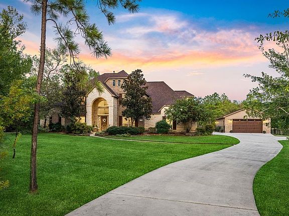 3rd image of 32703 Tall Oaks Way