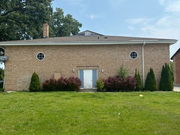 9900 W Fond Du Lac Ave #4