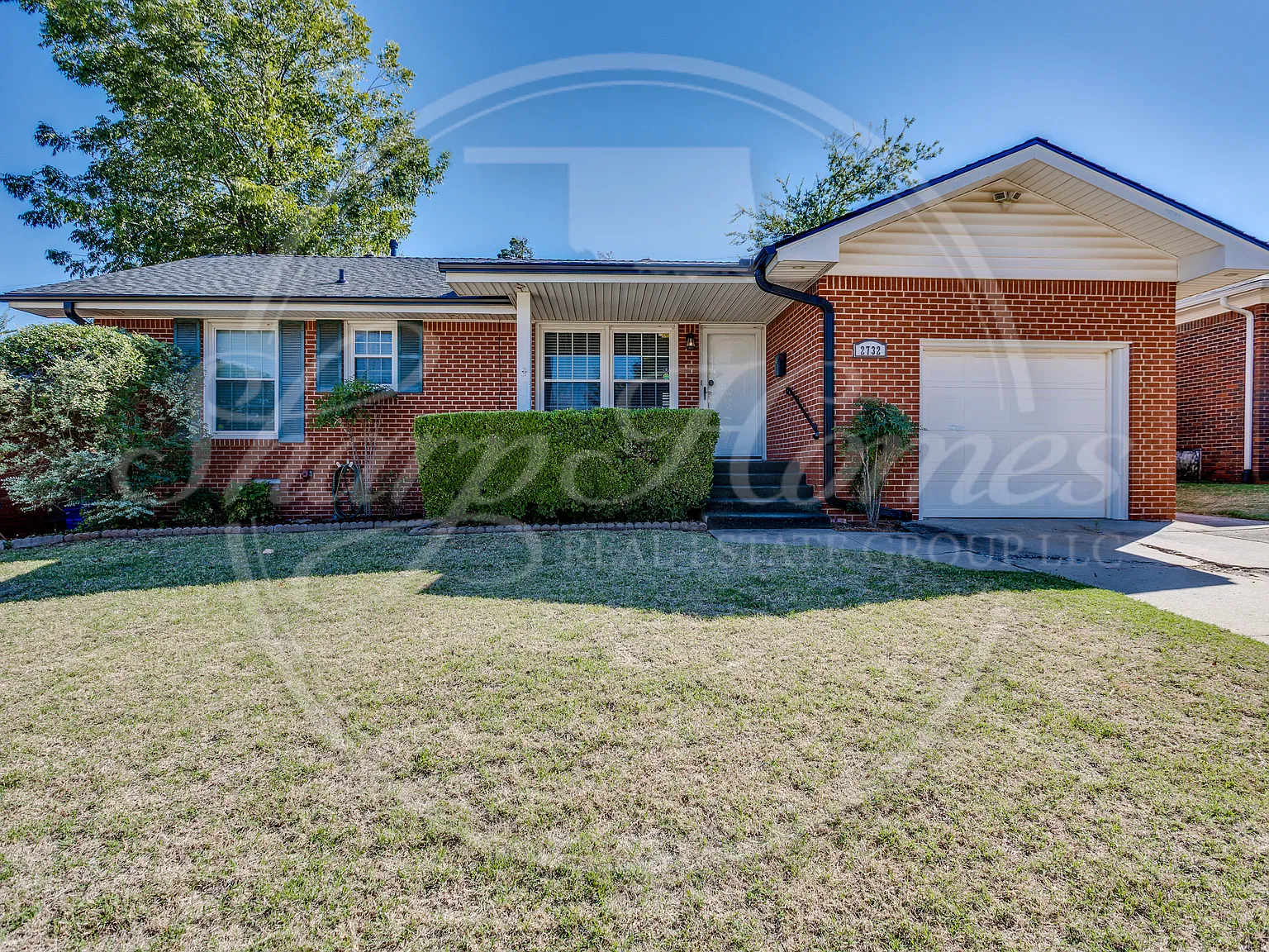 3 bed, 1004 sqft, $1,525 — Photo 1