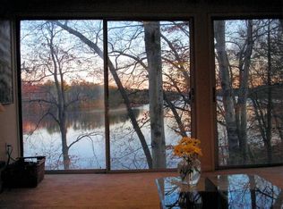 1099 Old Connecticut Path, Framingham, MA 01701