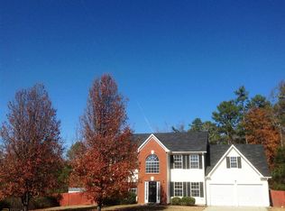 9308 Carnes Crossing Cir, Jonesboro, GA