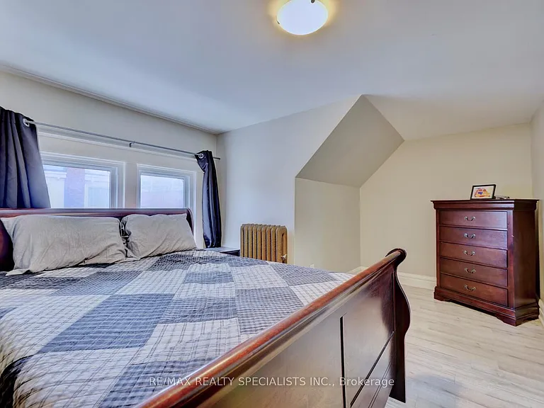 118 Fairholt Rd S #3 — Photo 11
