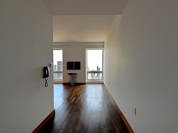 3rd image of 400 5th Ave APT 31B