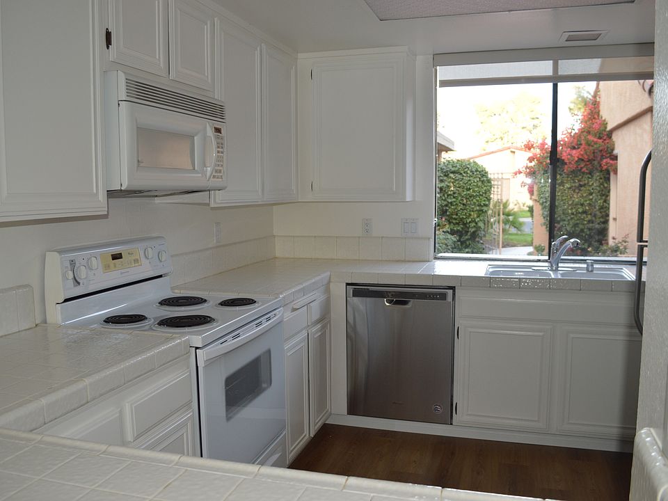 Light, Bright Kitchen