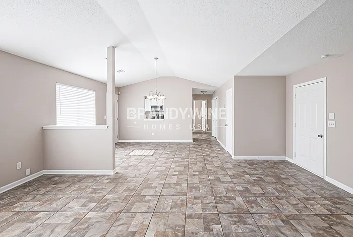 5862 Waggoner Ct — Photo 6