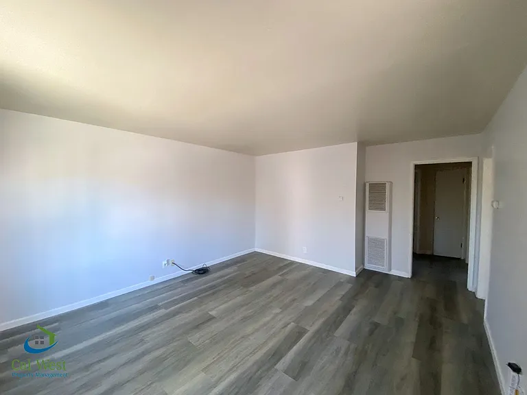 3619 Camden Ave — Photo 4