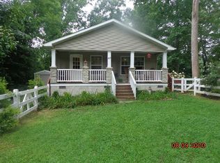 40 Egret Ln, Sylva, NC 28779