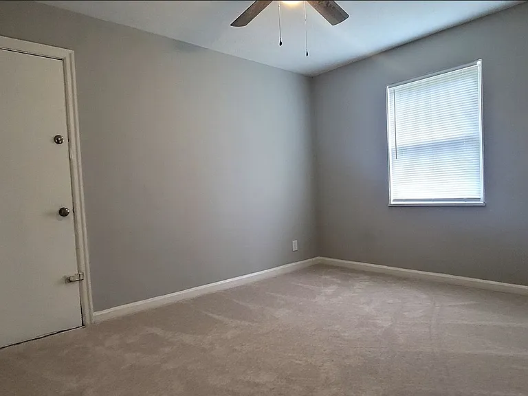 Fairborn - 219-237 East Xenia — Photo 9