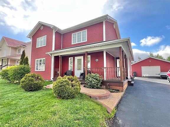 3rd image of 18 Harmsworth Drive