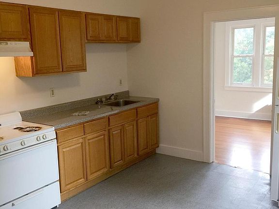 5th image of 58 Battle Ave APT 1R