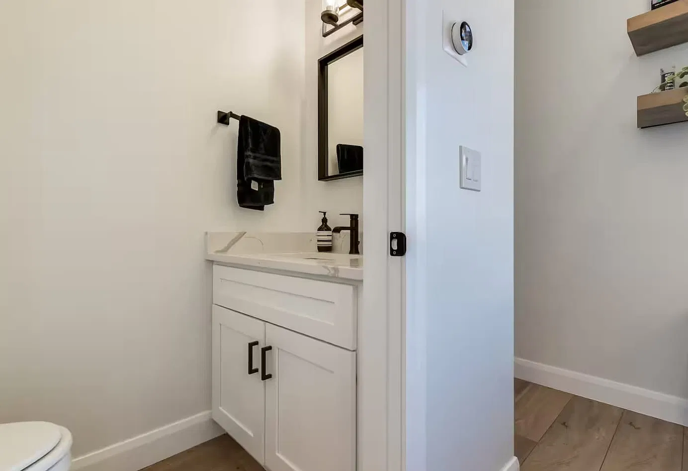 3 bed, 1288 sqft, $3,800 — Photo 3