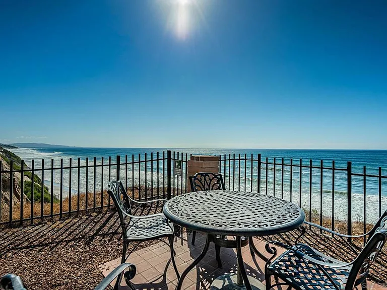 190 Del Mar Shores Ter #58 — Photo 40