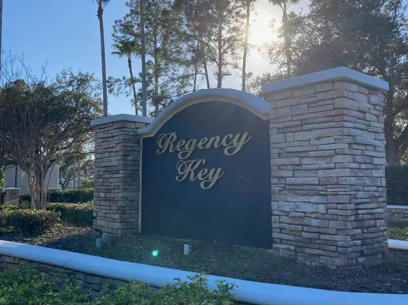 2336 Lake Woodberry Cir, Brandon, FL 33510