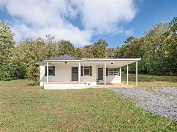 114 Jones Rd, Calhoun, GA 30701