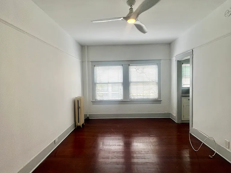 445 E 3rd St #306 — Photo 2