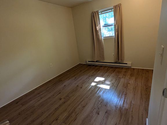 2nd image of 5627 Resort Pike #2