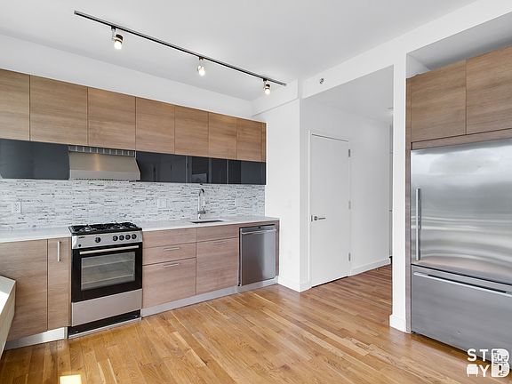 5th image of 333 Greene Ave #6O