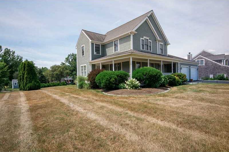 2nd image of 36 Island Dr