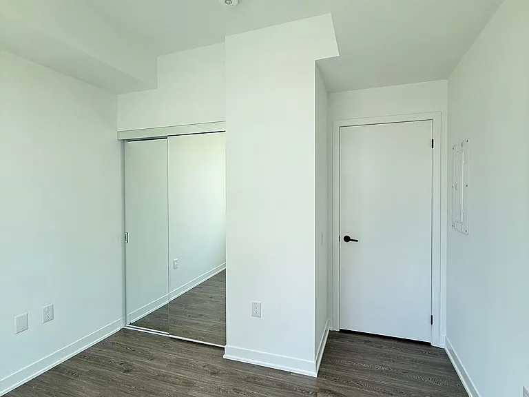 2495 Eglinton Ave W #1203 — Photo 11
