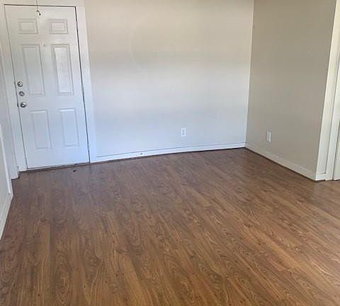 4th image of 613 Oxford St #1