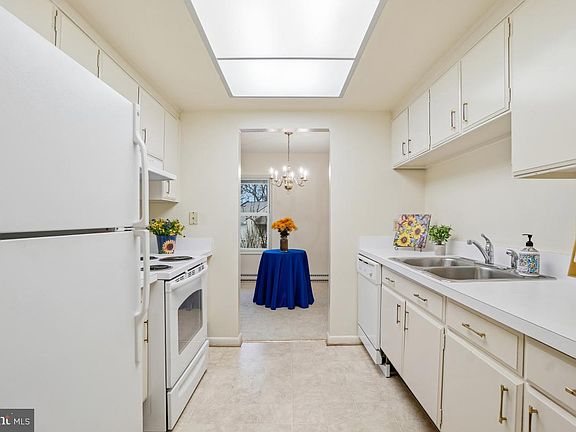 2nd image of 3400 Gleneagles Dr #73-3H