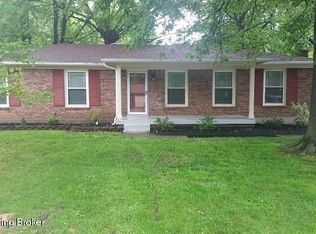 7823 Nottoway Cir, Louisville, KY 40214