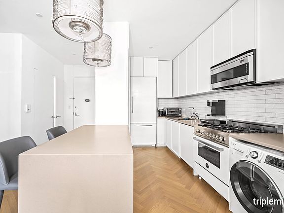 2nd image of 184 Kent Ave APT D203