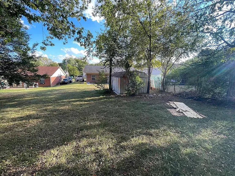 812 Netherlands Dr — Photo 13