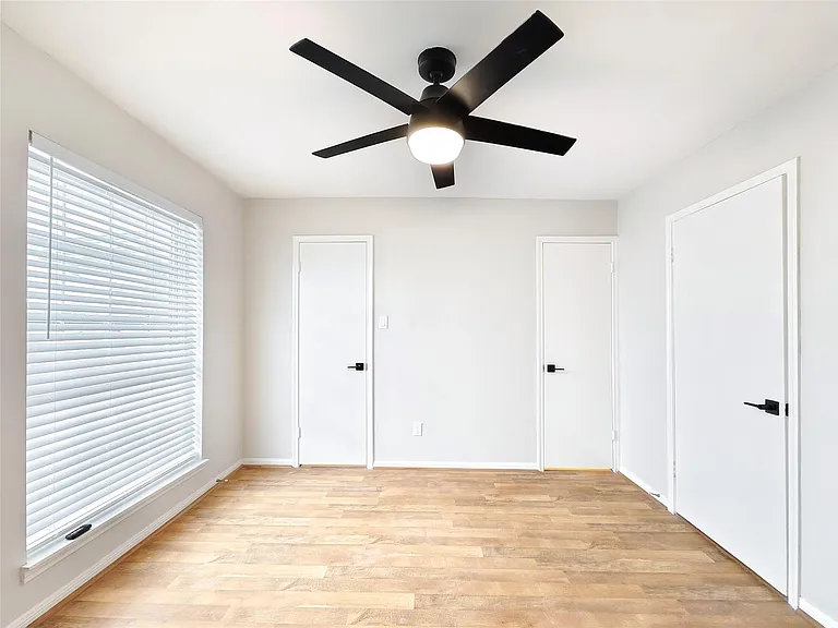 2507 Montrose Blvd #49 — Photo 17