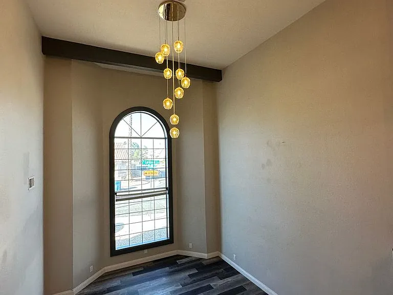 8633 Caribbean Ct — Photo 5