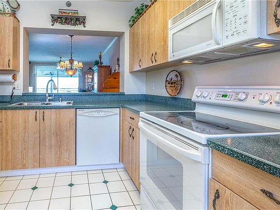 5th image of 7932 Sailboat Key Blvd S APT 403