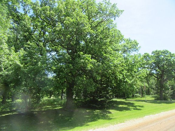 3rd image of 23672 Diversion Dr